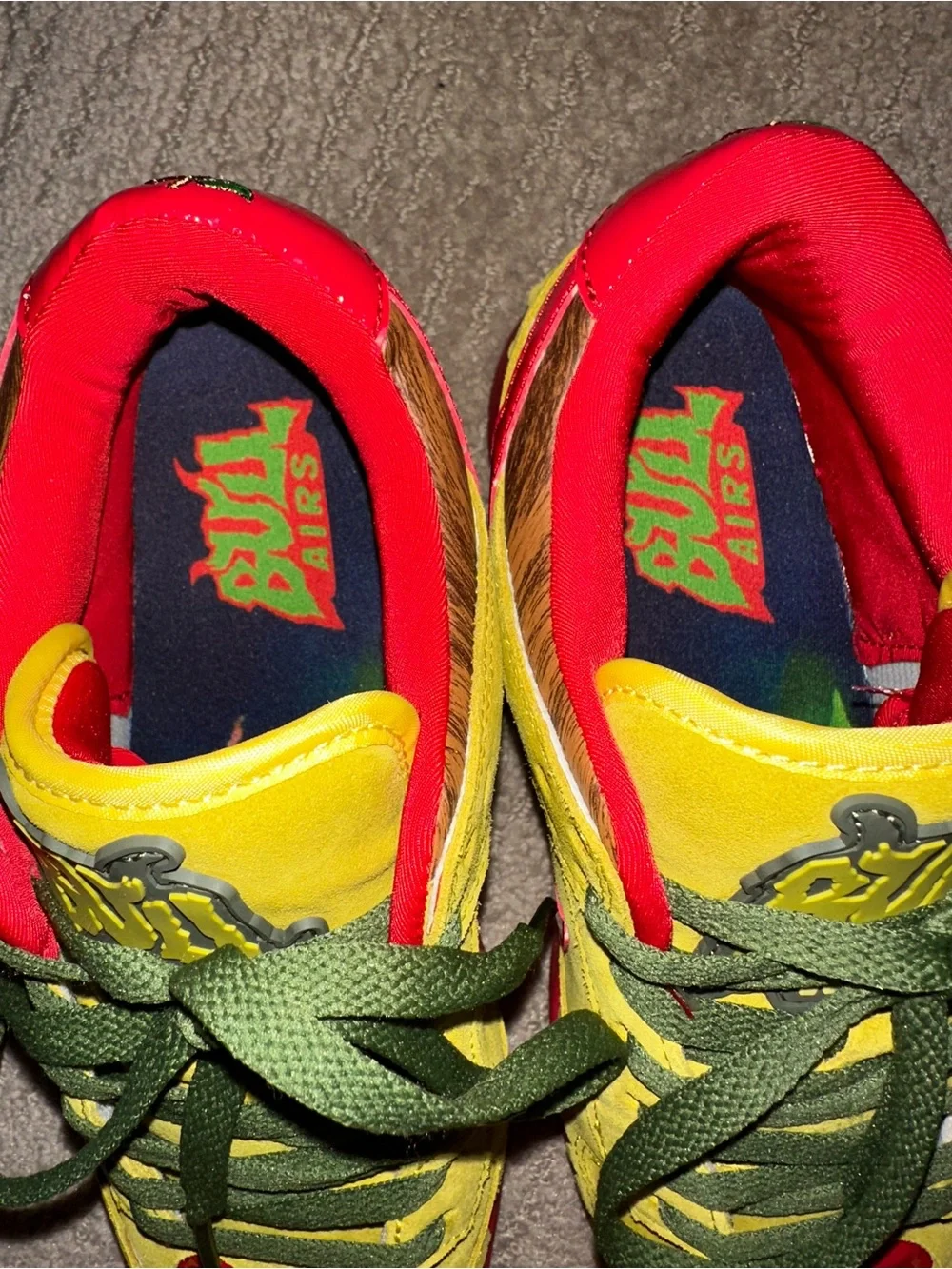 Bull Airs Poison Apple Custom SB Dunk Lows 🍎